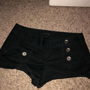 Express Shorts